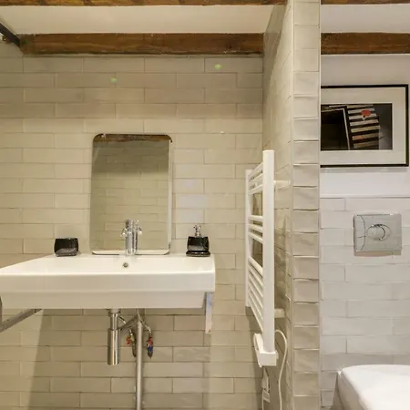 Superbe Loft Design En Plein Coeur De ! *